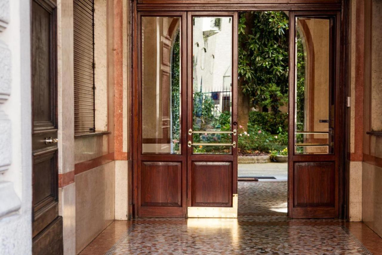 2 Bagni E - House Of Art Center Appartement Milan
